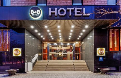 Oliver Hotel | B&B HOTEL Zaragoza Los Enlaces Estación