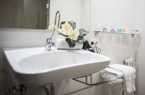 Zaragoza Centro Hotel | B&B HOTEL Zaragoza Royal