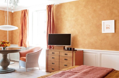 La Rochelle City Centre Bed & Breakfast | B&B in town center with private hammam