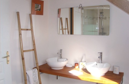 Les Iffs Bed & Breakfast | B&B La Basse Orme