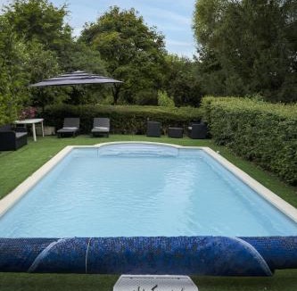 Saint-Maurice-sur-Fessard Bed & Breakfast | B&B LA FESSARDIERE Piscine - Jacuzzi