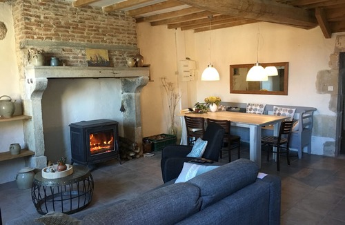 Bellenaves Bed & Breakfast | B&B Maison Balady