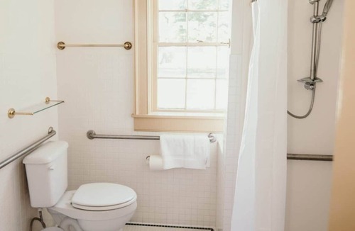 Elizabethtown Bed & Breakfast | B&B-River Views, Shawnee Getaway, Mammy Rose