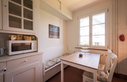 Muri bei Bern Bed & Breakfast | B&B Villa Alma