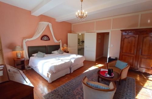 Saint-Affrique-les-Montagnes Bed & Breakfast | B&B Domaine de Rasigous