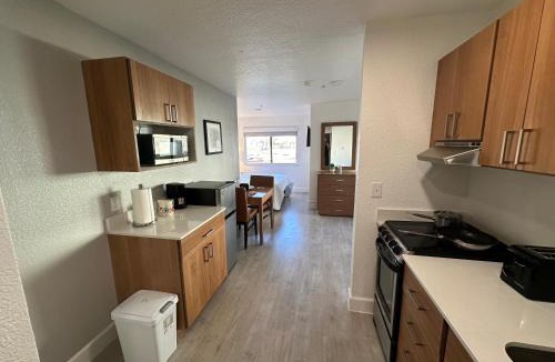 Roswell Hotel | B&J Hotels