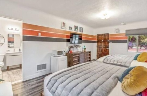 Bandon Hotel | b.retro #3- Two queen sized beds