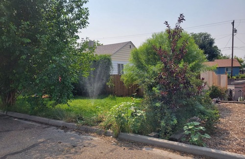 Ontario House | B's Cozy house