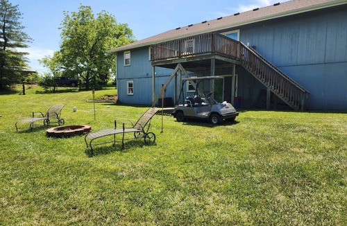 Johnson County House | B&S Creekside Retreat - Private 21 acre 2-bedroom 2-bath w/Creek & Trails