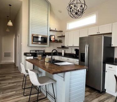 Gas City House | B St Bungalow