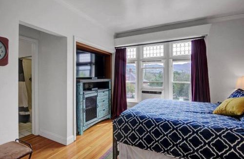 Lower Avenues Apartment | B Street C