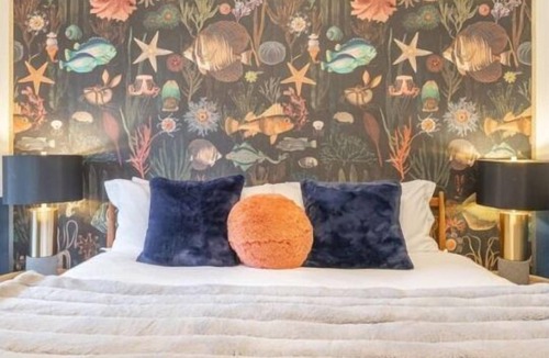 Bandon Hotel | b. under the sea #2 King bedroom