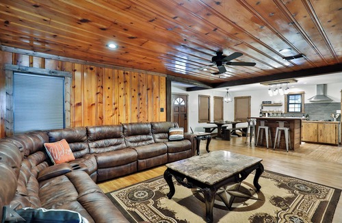 Abilene House | B-Well Rafter J Lodge: A Family Gathering Place