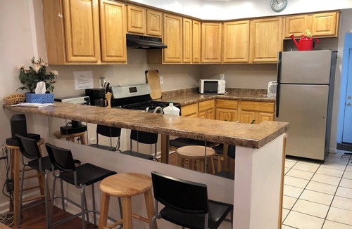 Glenwood House | B1 Walkable Temple hospital , quiet room share 2 bathroom,kitchen , shared house