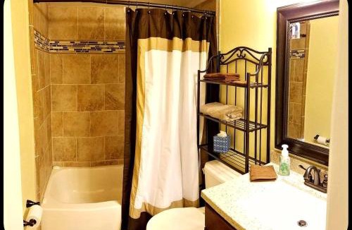 Union Park House | B2 Private Room With 55" Smart TV Near Everything