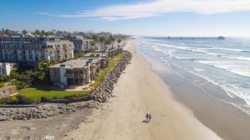 Lake San Marcos House | B209 - Beachside Getaway
