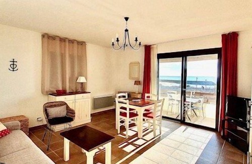 Saintes-Maries-de-la-Mer Apartment | B21 sea view apartment, private parking