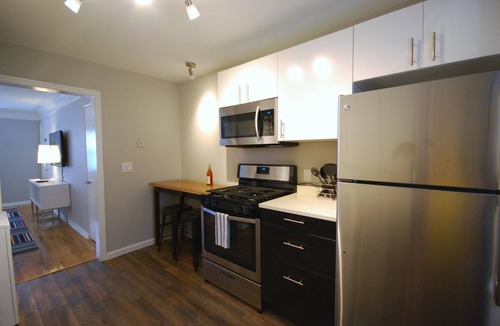 Brookwood Apartment | B2bj Great Value Serviced Condo in Quiet Neighborhood