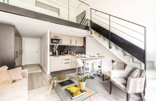 15th Arrondissement Apartment | B3 Loft Duplex 175Blo-Paris Convention
