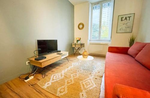 Quartier des Eaux-Claires Apartment | #B7 Le Rochambeau L'Aigle Vallier Libération