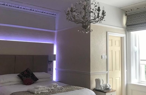 Hoole House | Ba Ba Guest House