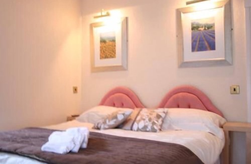 Hoole House | Ba Ba Guest House