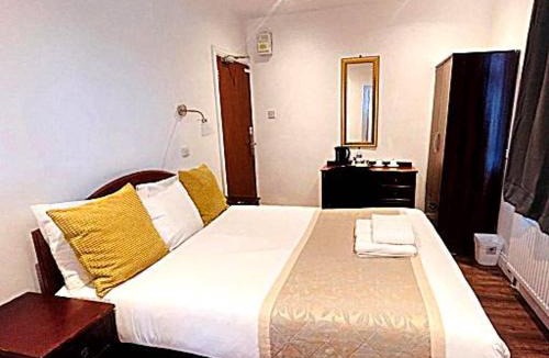 Dagenham Apartment | BA TRADERS