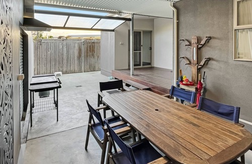 North Haven Apartment | Baan Talay - Self contained unit with pool, wifi available