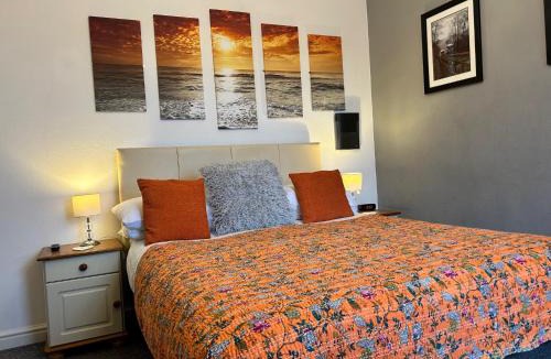 Babbacombe House | Babbacombe Palms