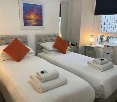 Babbacombe House | Babbacombe Palms