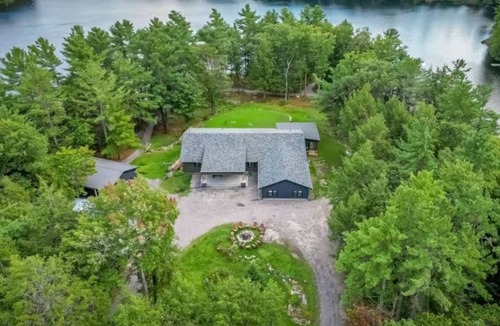 Seguin Cottage | Baby Lake Cottage