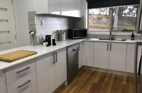 Darley Villa | Bacchus Marsh Villa unit 1