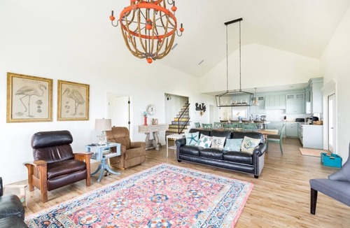 Gilchrist House | Bach Haus: 4 BR, 3 BA House in Gilchrist, Sleeps 18