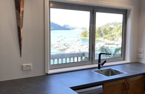 Whangaroa House | Bach in Whangaroa Heaven