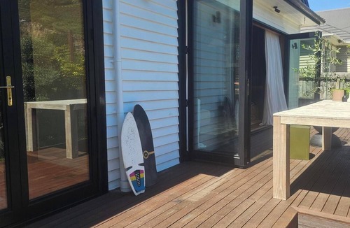 Sumner House | Bach on the flat in Sumner