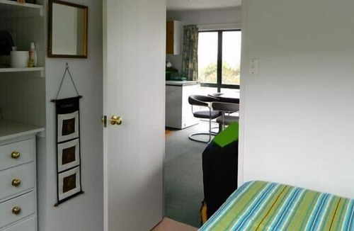 Opito Bay Cottage | Bach With a View - Opito Bay Bach