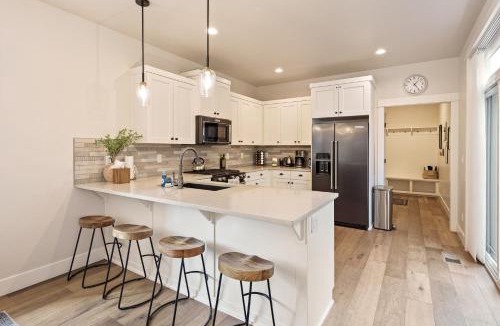 Century West House | Bachelor Bliss with Hot Tub & ADU