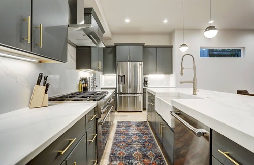 Holly House | Bachelor/ette House — East Downtown