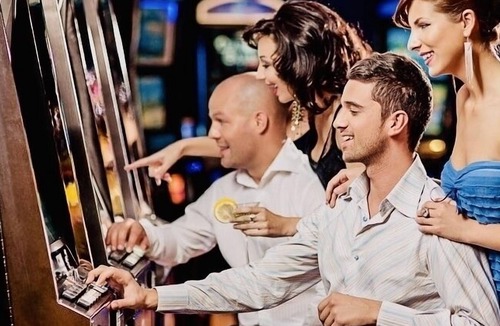 Auburn House | Bachelorpad - Office - Afterhours