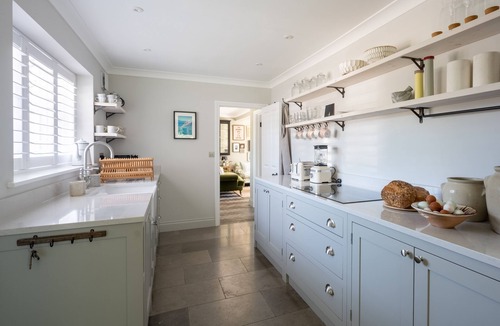 Hundon House | Bachelors Lodge, Clare