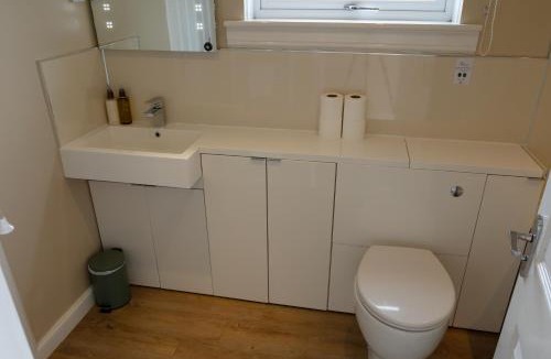 Perth Apartment | Bachilton Farm Holidays