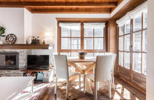 Baqueira Apartment | Baciver by Totiaran