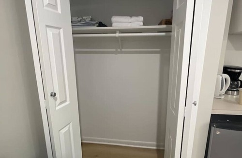Prudential - St. Botolph Apartment | Back Bay Simple Studio Apartment