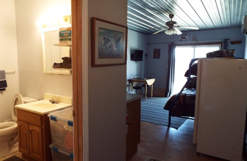 Bedford House | Back Forty Bunkhouse. WE are here for you, hands on Owner/Manager.