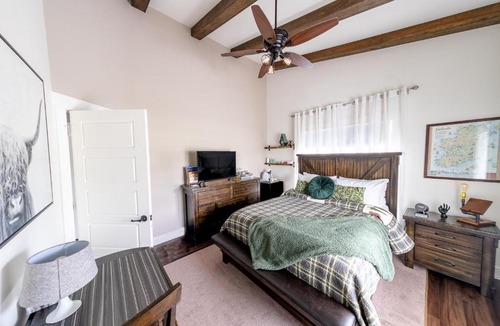 Dutch Brook Bed & Breakfast | Back Home Bed and Breakfast