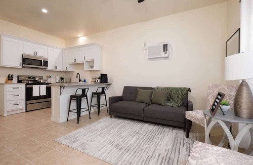 Amarillo House | Back house Oasis: Quiet & Roomy