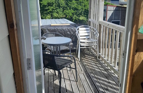 Kawhia Cottage | Back to basics. Handy cottage close to beach.