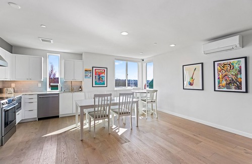 East Queen Anne House | Back To The Future Sweet Suites