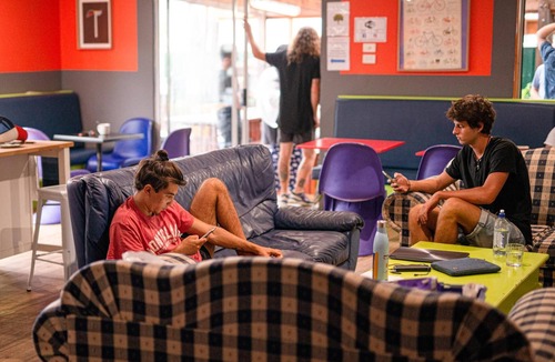 Hamilton East Hostel | Backpackers Newcastle