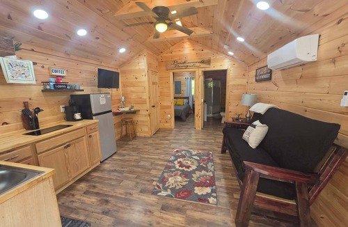 Betsy Layne Cabin | Backwoods Bungalow